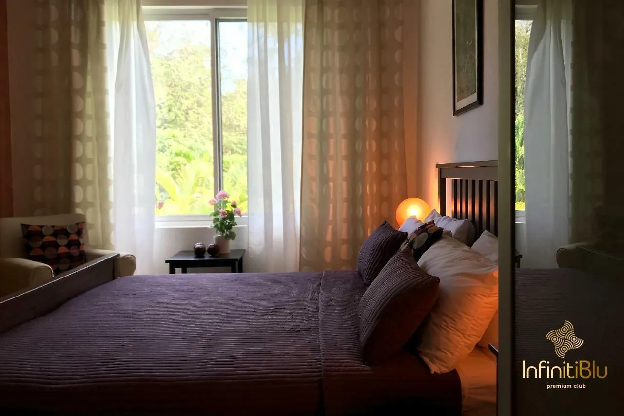 Instyle Residences At Infiniti Blu Sosúa 4*,