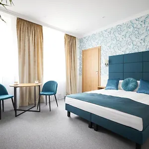 apartamenty-klasztorna-25.poznan-hotels.com/